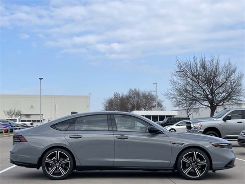 New 2026 Honda Accord SE image 3