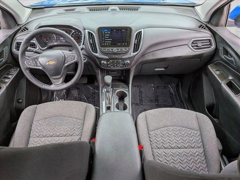 Used 2024 Chevrolet Equinox LT image 18