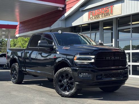 Used 2020 RAM 2500 Laramie AWD/4WD image 1