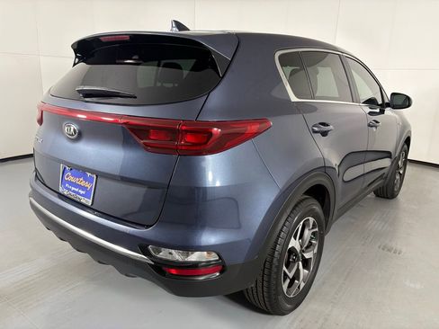 Used 2020 Kia Sportage LX image 8