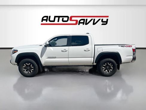 Used 2023 Toyota Tacoma TRD Off-Road AWD/4WD image 4