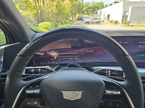 New 2026 Cadillac Escalade IQL Sport 1 image 28