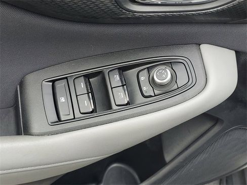 Used 2024 Subaru Outback Premium image 17