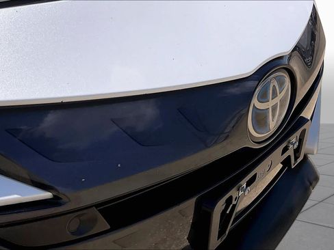Used 2021 Toyota Prius Prime Limited FWD image 30