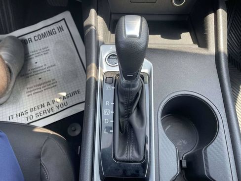 Used 2025 Nissan Altima 2.5 S FWD image 17