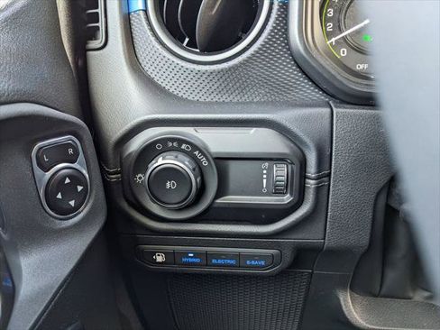 Certified 2025 Jeep Wrangler Unlimited Rubicon 4xe w/ Convenience Group image 53