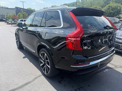 Used 2023 Volvo XC90 B6 Plus w/ Protection Package Premier AWD/4WD image 2