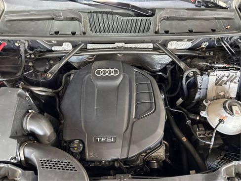 Used 2018 Audi Q5 2.0T Premium Plus w/ Premium Plus Package AWD/4WD image 24