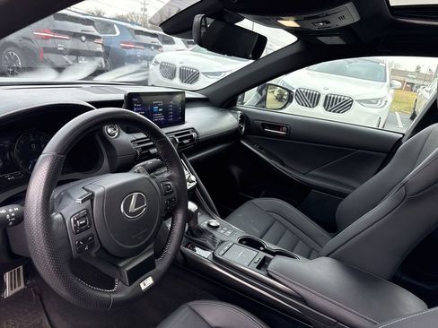 Used 2023 Lexus IS 350 F Sport image 10