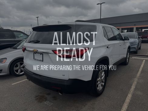 Used 2019 Chevrolet Traverse LT FWD image 4