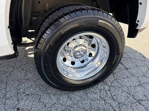 Used 2019 RAM 3500 Limited image 33