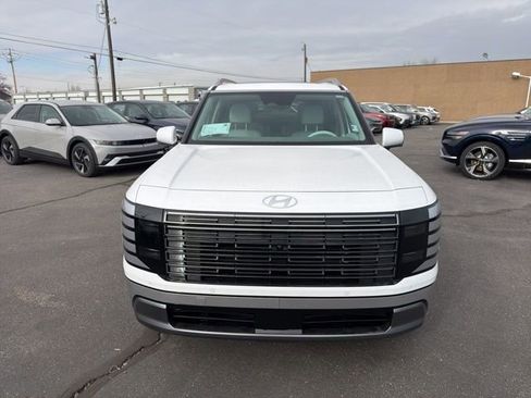 New 2026 Hyundai Palisade Limited image 2