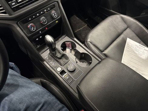 Used 2023 Volkswagen Atlas SE image 23