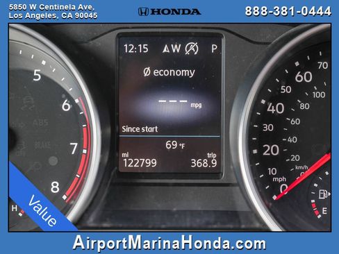 Used 2018 Volkswagen Tiguan SEL FWD image 29