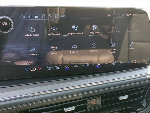 New 2025 Chevrolet Suburban Premier RWD image 20