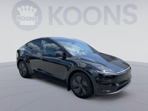 Used 2026 Tesla Model Y Long Range AWD/4WD image 10
