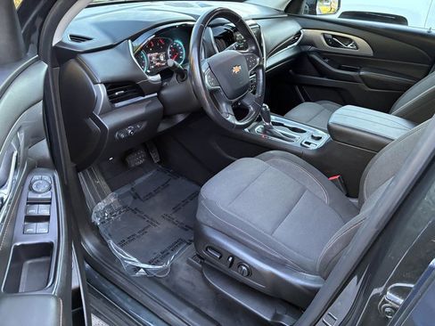 Used 2019 Chevrolet Traverse LT AWD/4WD image 7
