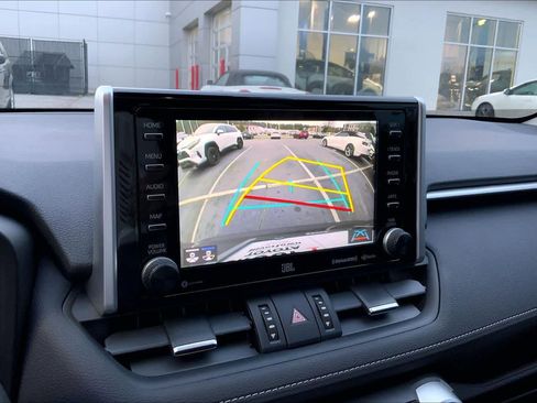 Used 2019 Toyota RAV4 Limited image 28