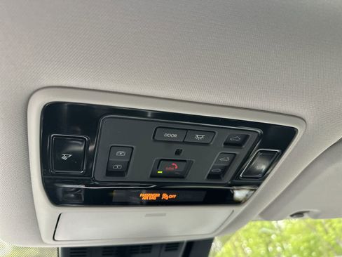 New 2026 Toyota Grand Highlander AWD image 33