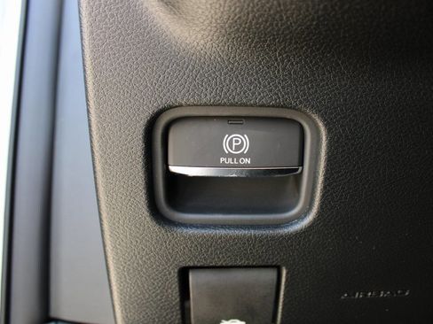 New 2025 Jeep Grand Cherokee Limited w/ Luxury Tech Group II image 16