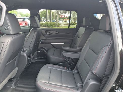 New 2026 Chevrolet Traverse Z71 w/ Enhanced Driving Package AWD/4WD image 13