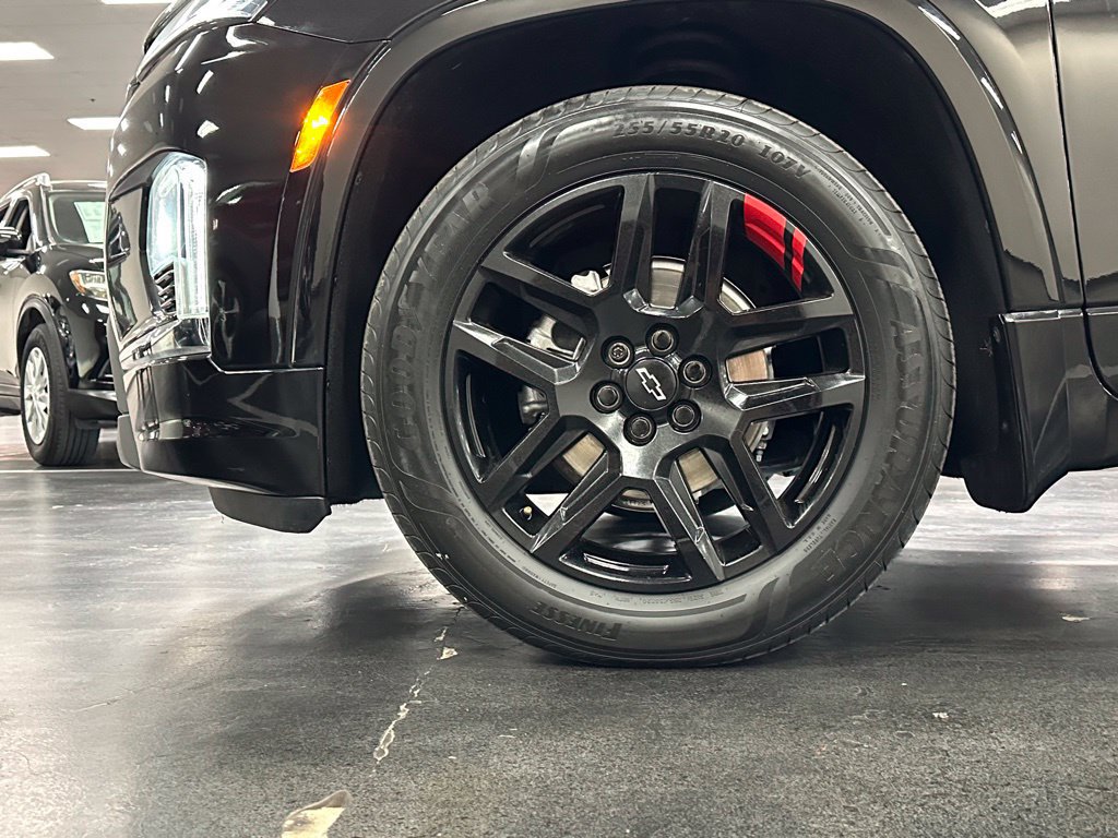 Used 2022 Chevrolet Traverse Premier w/ Redline Edition AWD/4WD image 12