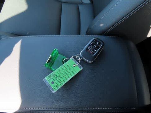 Certified 2025 Honda Civic Sport Touring image 27