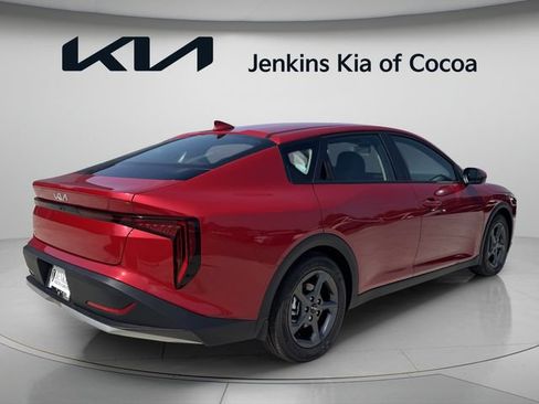 New 2026 Kia K4 FWD image 4
