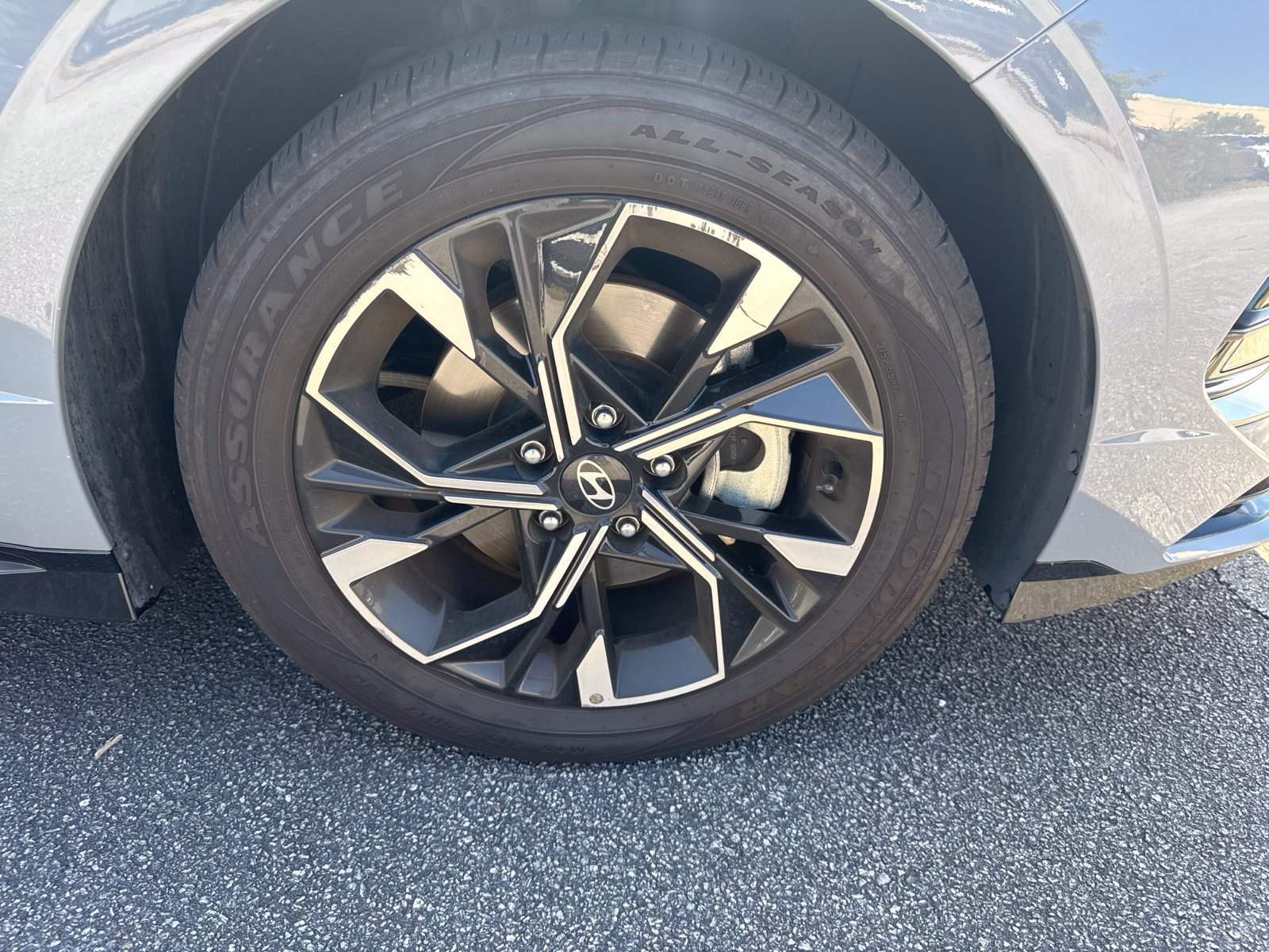 Certified 2025 Hyundai Sonata SEL FWD image 11