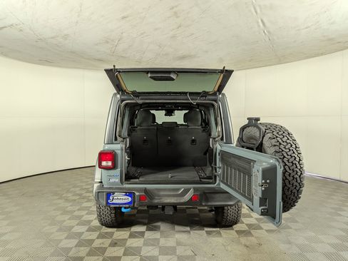 Used 2024 Jeep Wrangler Willys 4xe image 9