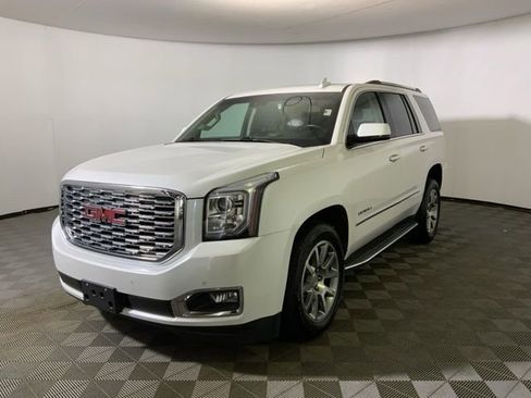 Used 2018 GMC Yukon Denali w/ Open Road Package AWD/4WD image 3