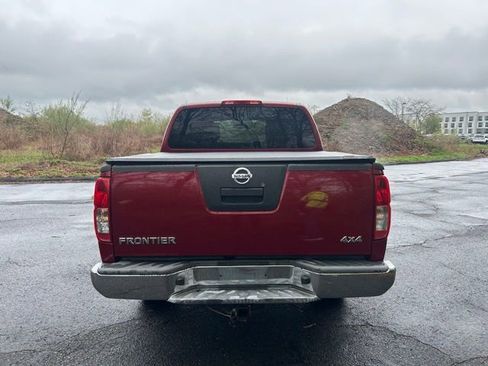 Used 2011 Nissan Frontier S AWD/4WD image 5