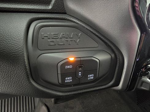 New 2026 RAM 3500 Big Horn AWD/4WD image 20