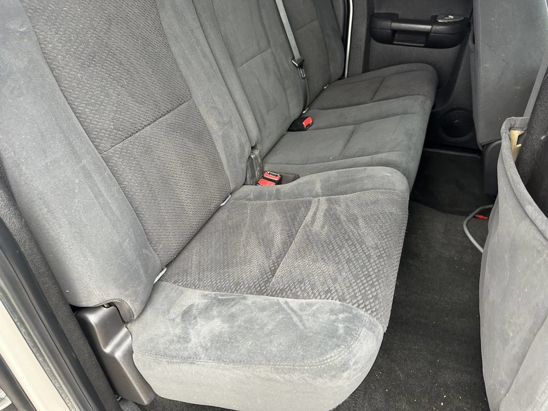 Used 2007 Chevrolet Silverado 1500 LT w/ 1LT Convenience Package RWD image 25