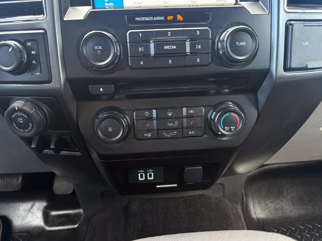 Used 2018 Ford F150 XLT w/ Equipment Group 302A Luxury AWD/4WD image 27