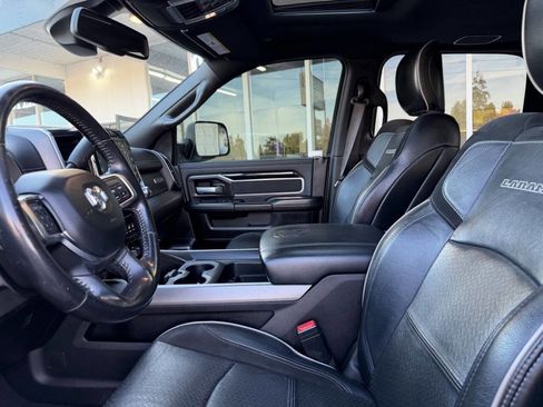 Used 2020 RAM 3500 Laramie w/ Night Edition AWD/4WD image 29