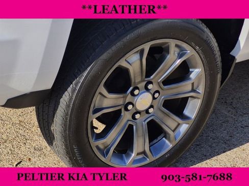 Used 2018 Chevrolet Silverado 1500 High Country image 9