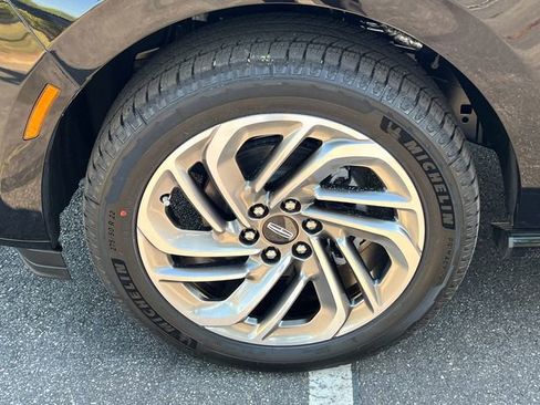 New 2026 Lincoln Navigator L Reserve image 13