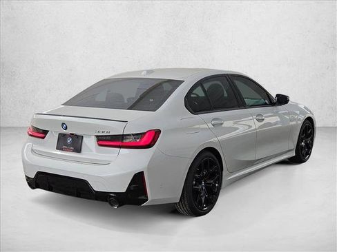 New 2026 BMW 330i Sedan w/ M Sport Package image 2