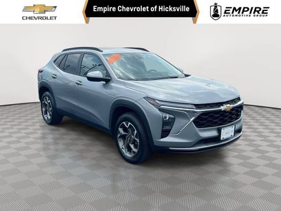 Used 2024 Chevrolet Trax LT w/ Driver Confidence Package