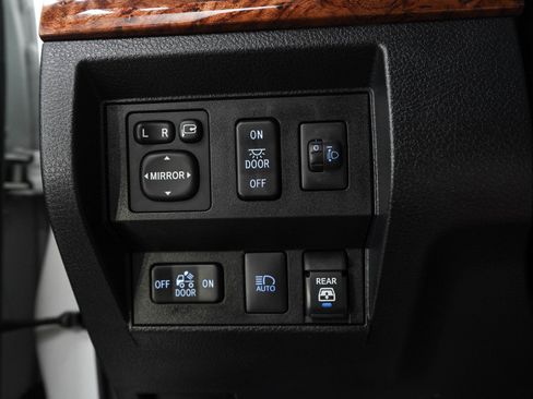 Used 2020 Toyota Tundra 1794 Edition AWD/4WD image 27