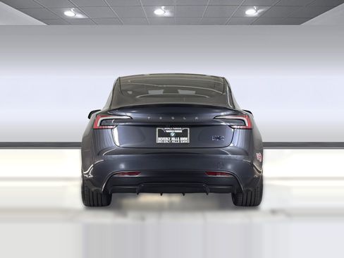 Used 2024 Tesla Model 3 Performance AWD/4WD image 10