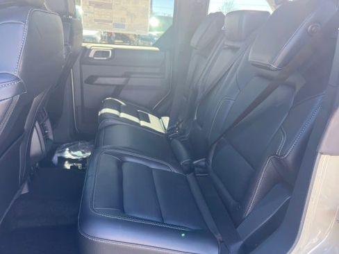 New 2026 Ford Bronco Outer Banks AWD/4WD image 17