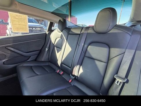 Used 2022 Tesla Model 3 image 19