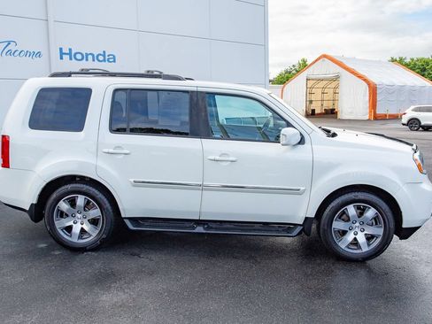 Used 2015 Honda Pilot Touring image 16