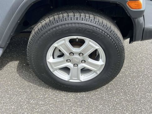 Certified 2018 Jeep Wrangler Unlimited Sport S AWD/4WD image 6