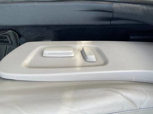 Used 2015 Toyota Highlander Limited image 51