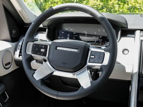 New 2026 Land Rover Discovery S AWD/4WD image 22