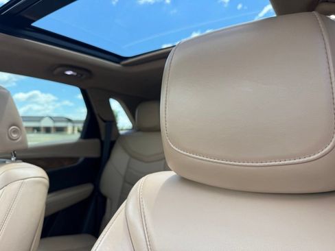 Used 2020 Cadillac XT5 Premium Luxury w/ Platinum Package AWD/4WD image 26