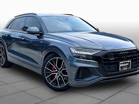 Used 2023 Audi Q8 Prestige w/ Prestige Package AWD/4WD image 3